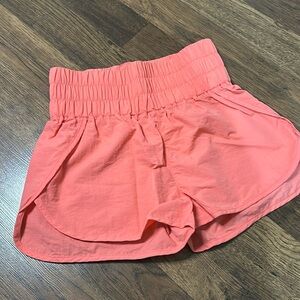 NWT Zenana Brand High Rise/Scrunch‎ Waist Shorts - in Coral
